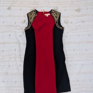 Elegant Red and Black Sleeveless Dress